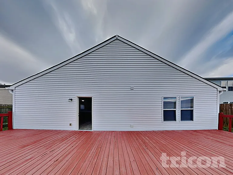 8039 Retreat Ln — Photo 16