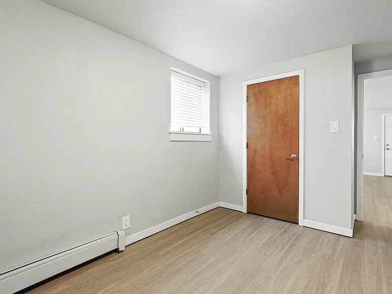 Mulberry Flats — Photo 15
