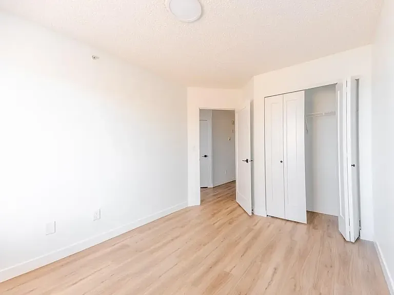 609 King St — Photo 20