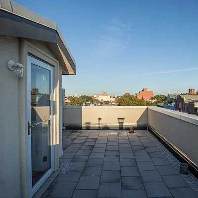 Rented by Nooklyn NYC LLC | media 58