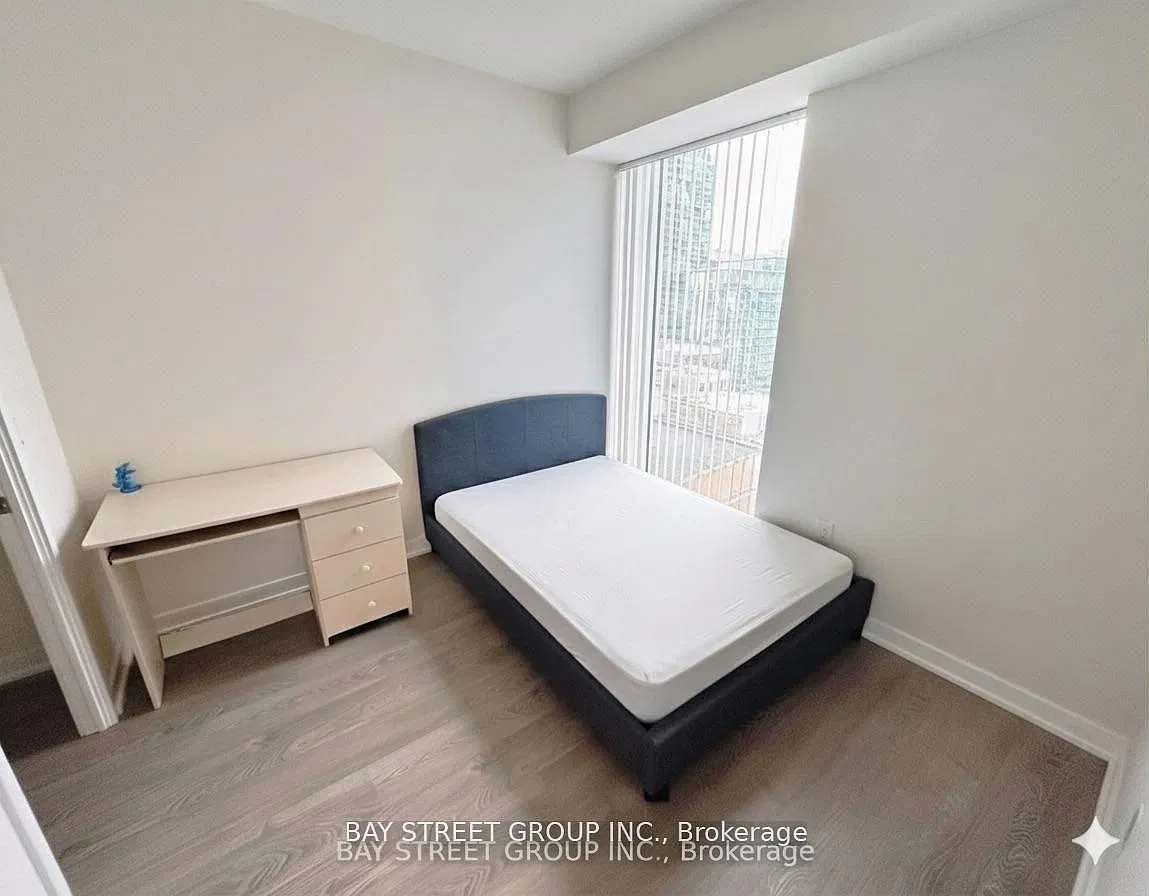 3 bed, $2,900 — Photo 1
