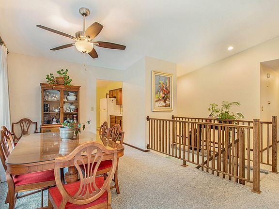 4th image of 12486 Lakeshore Dr