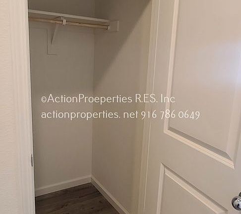 5th image of 2867 Santos Way