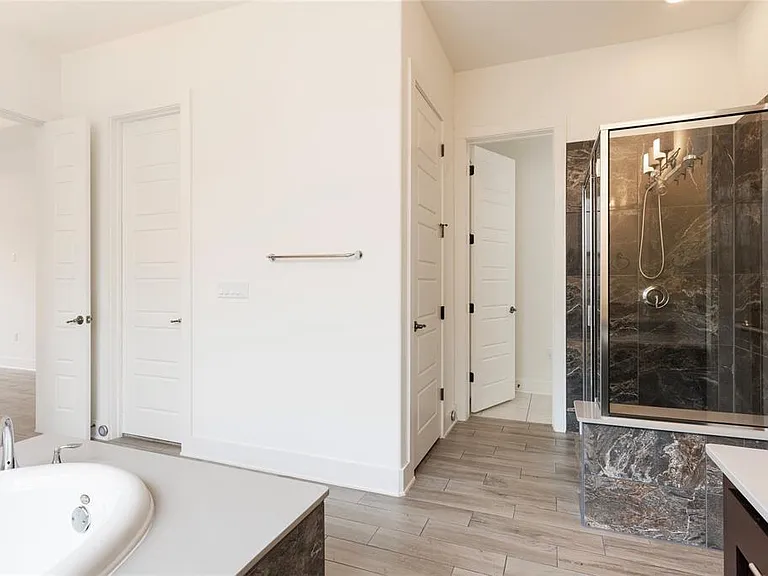12905 Padua Dr — Photo 15