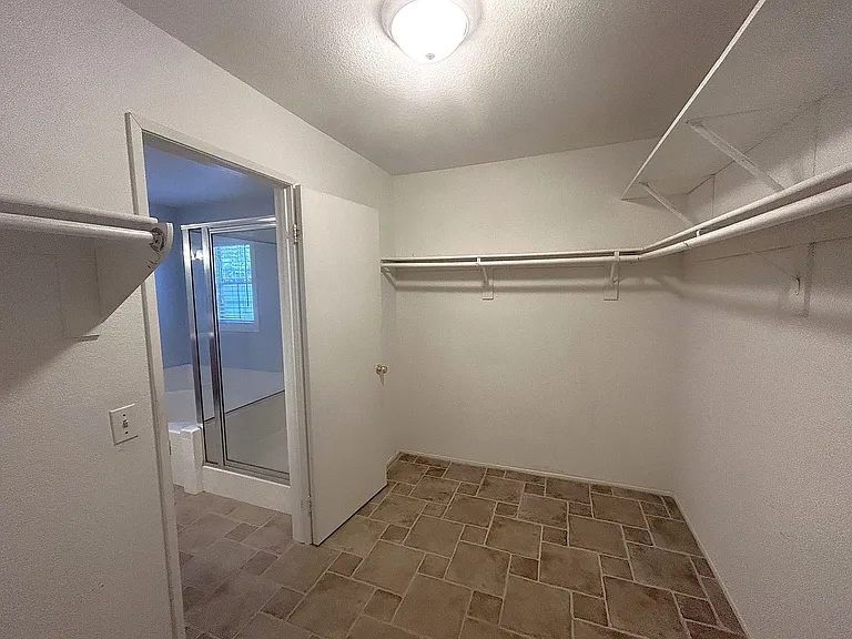 4344 Stone Mountain Dr — Photo 28