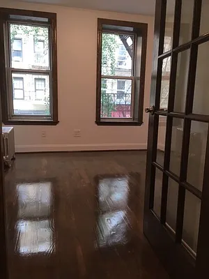 Rented by Warren T Real Estate Corp. | media 26