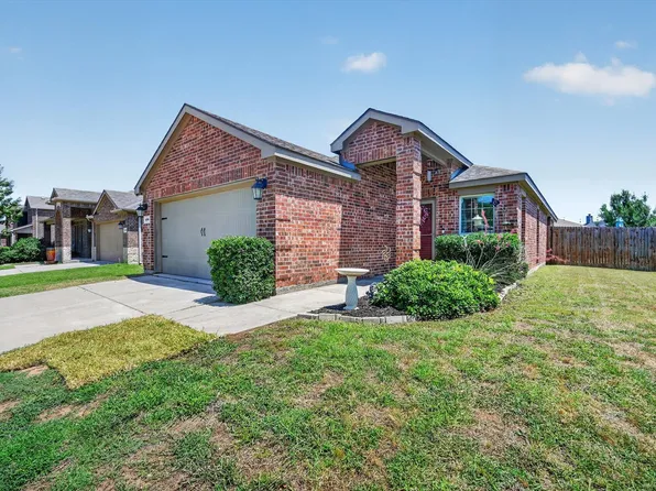 1205 Cheyenne Dr, Aubrey, TX 76227