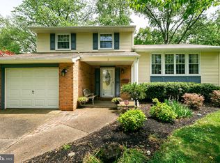 2 Wheelwright Ln, Cherry Hill, NJ 08003