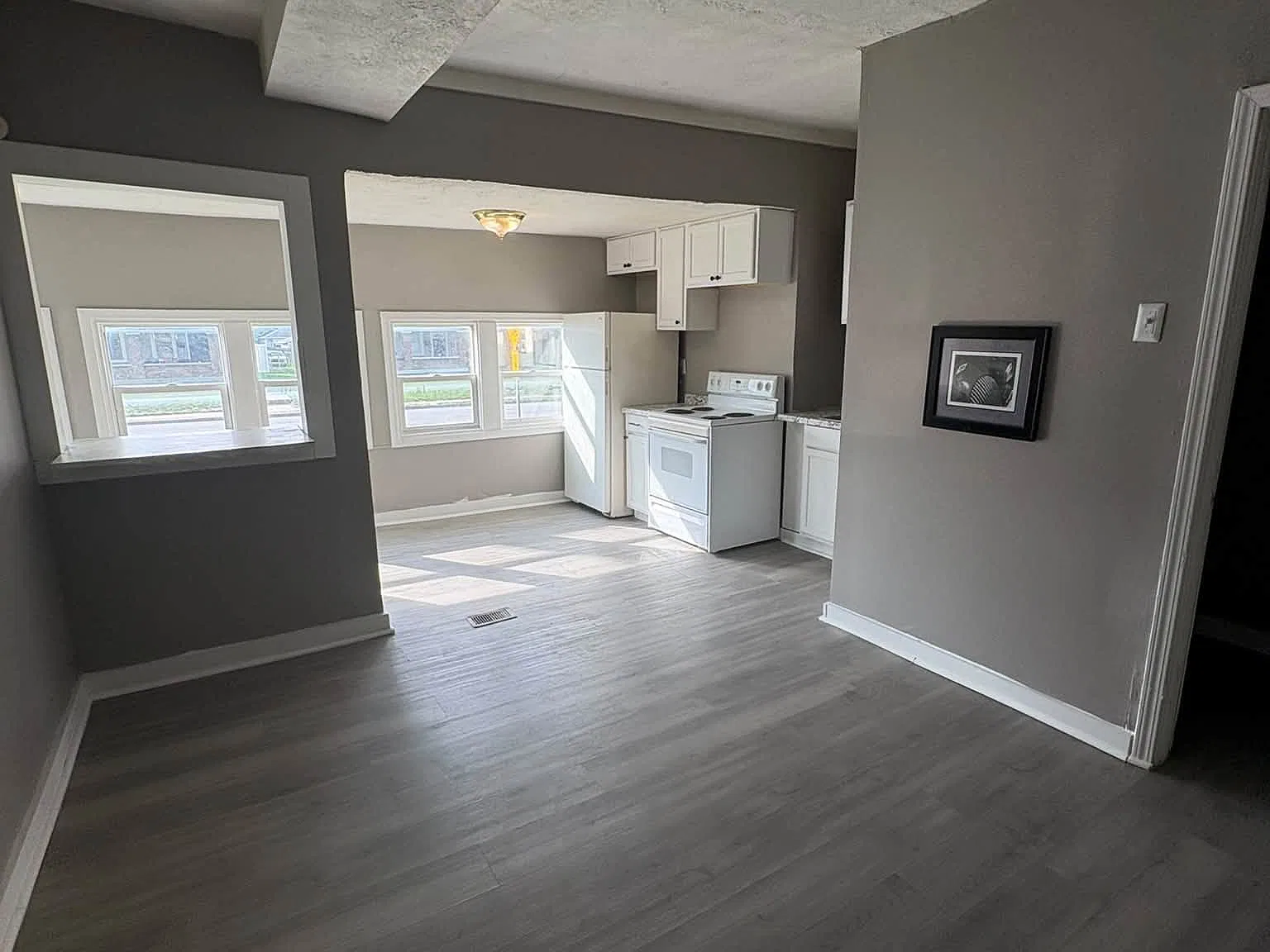 2 bed, 875 sqft, $1,095 — Photo 2