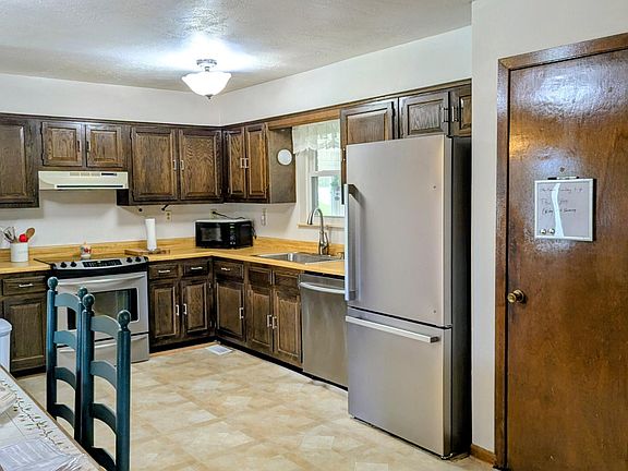 5th image of 807 Marcaro Ln