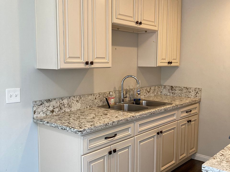 1st image of 505 N Mar Vista Ave APT 3