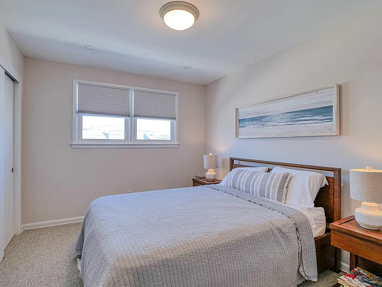 7000 Winchester Ave #TOP FLOOR — Photo 21