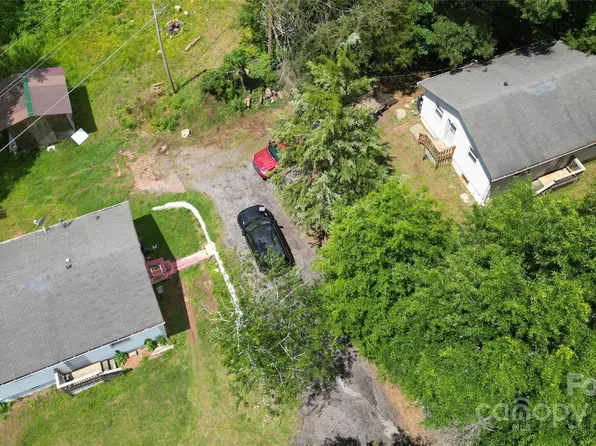 6649 Mountain Grove Rd, Hickory, NC 28602