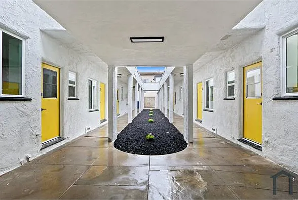 4201 Council St — Photo 11