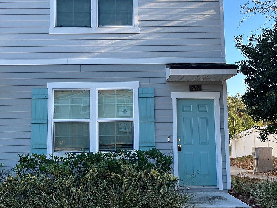 1st image of 593 RUNNING WOODS Street