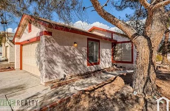 3rd image of 1909 Plumas Ct