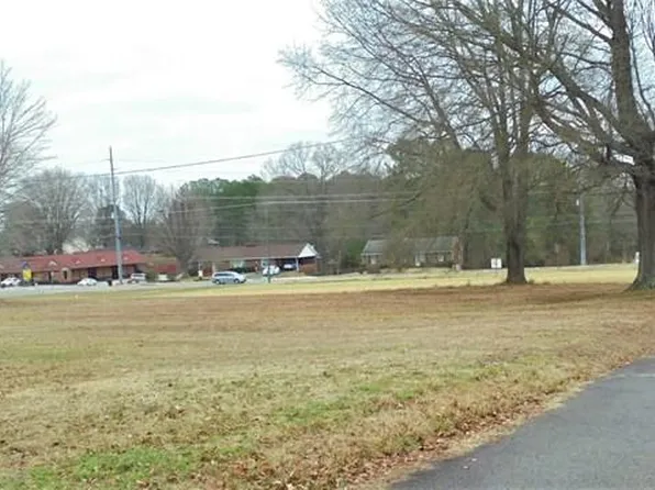 3389 Franklin Tpke, Danville, VA 24540