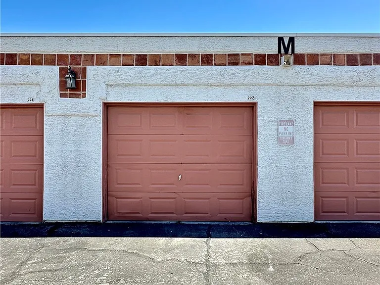 1800 Edmond St #227 — Photo 17