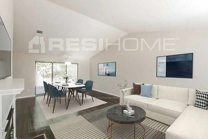 2213 Salerno Dr — Photo 4