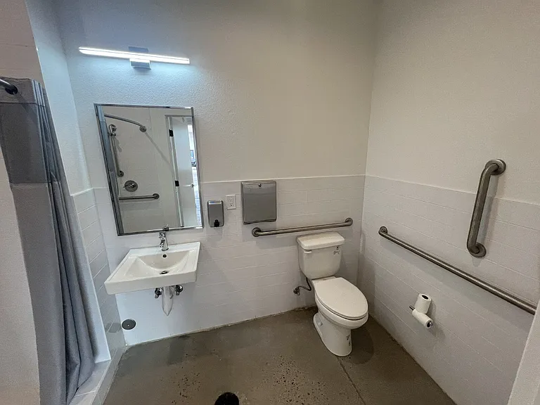 3700 N Marion St #102 — Photo 6
