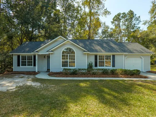 240 Parkview Cir, Valdosta, GA 31602
