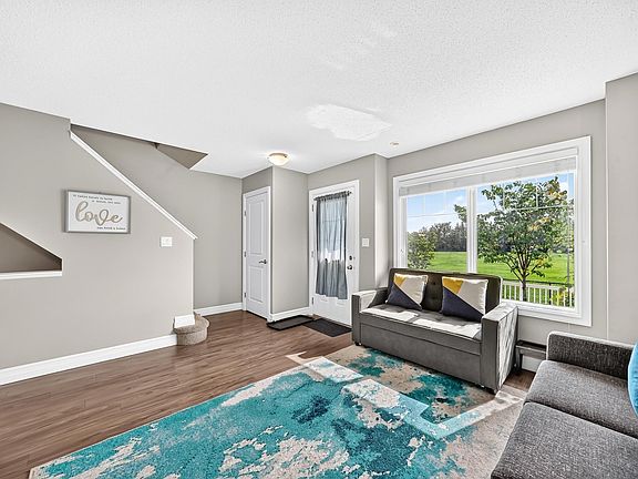 4th image of 415 Clareview Rd NW