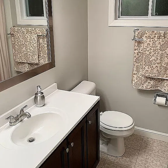 317 Cynthia Dr — Photo 3