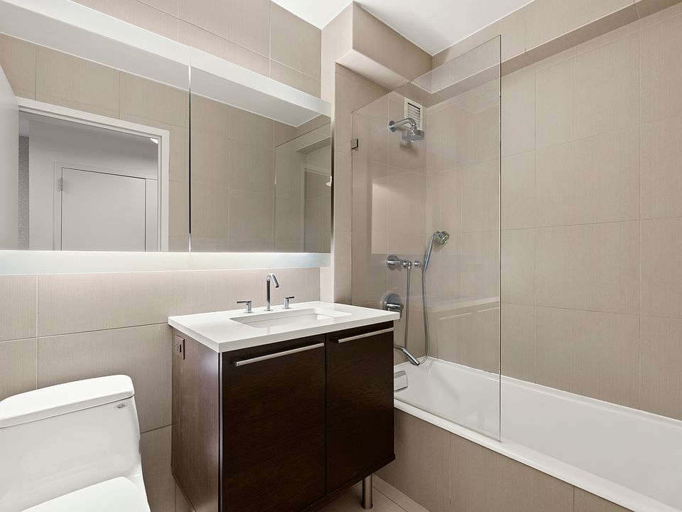 1st image of 464 W 44th St APT 2F
