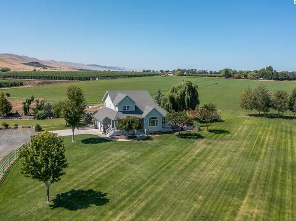 90544 W Hess Rd, Prosser, WA 99350