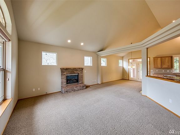 5th image of 2621 NE Kevos Pond Dr