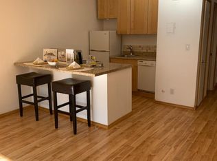 22100 Burbank Blvd UNIT 350F, Woodland Hills, CA 91367