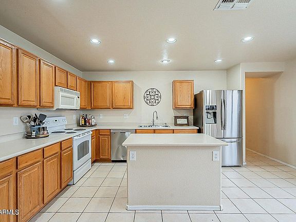 3rd image of 11526 W SCOTTS Drive
