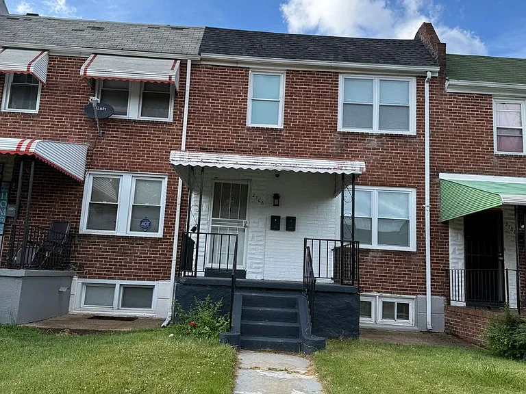 2706 E Federal St — Photo 6