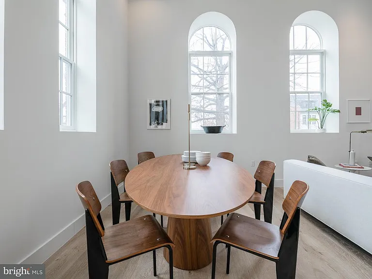 1324 E St SE #211 — Photo 7