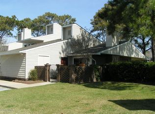 110 Bay Ct, Morehead City, NC 28557