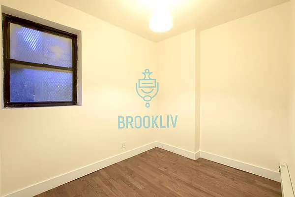 Rented by null | media 4