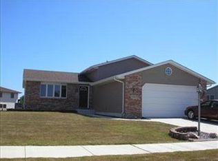 7734 Eider Ave, Hobart, IN 46342