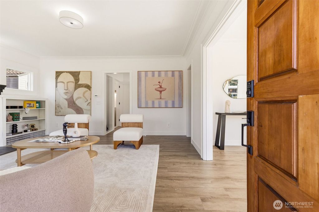 515 N 122nd Street, Seattle, WA - View 4
