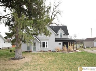 712 N 27th St, Blair, NE 68008
