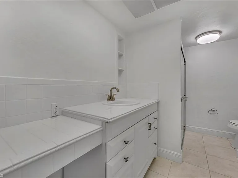 656 Binnacle Dr — Photo 15