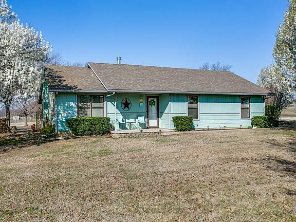 3rd image of 1295 County Road 260