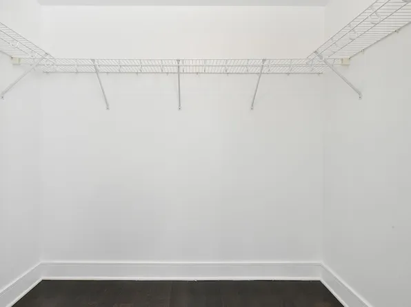 1100 Maxwell Lane image 10 of 17