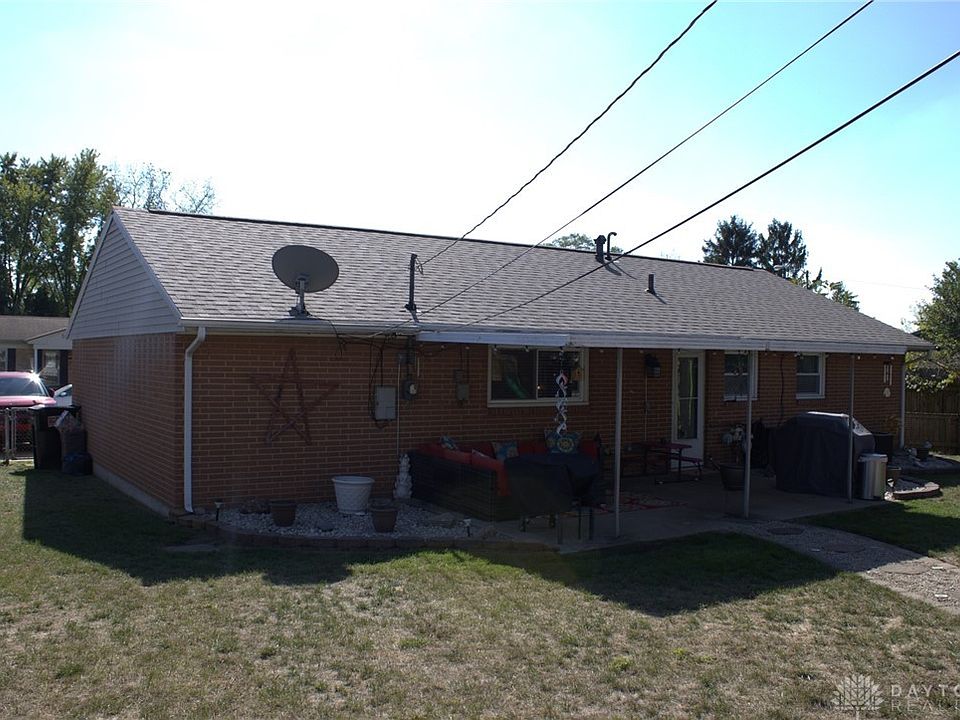 2nd image of 1210 Campbell Ave