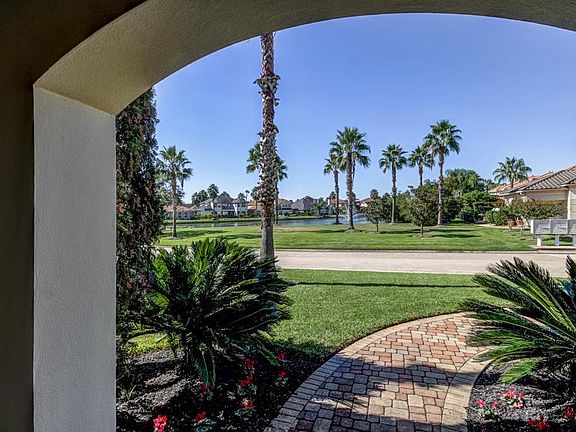 3rd image of 14107 Jade Cove Dr