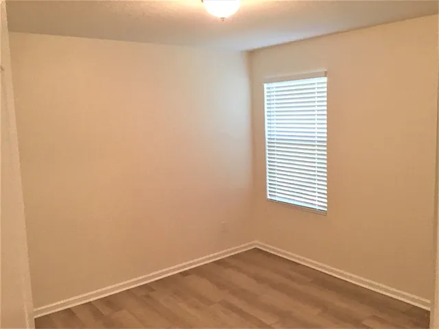 105 Flower Of Scotland Ave — Photo 12