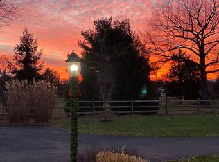 149 E Dark Hollow Rd, Pipersville, PA 18947