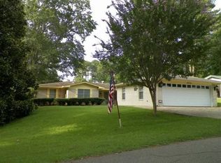 1434 Kenwood Dr, Ruston, LA 71270