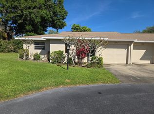 2974 Captiva Gardens Dr #17, Sarasota, FL 34231