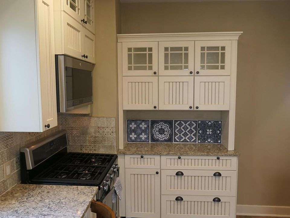 2nd image of 5865 N River Forest Dr