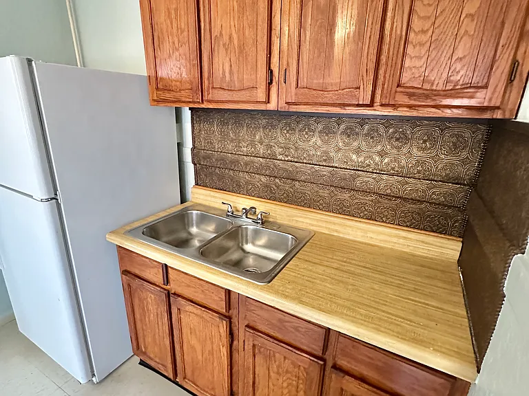 365 Franklin Ave #2S — Photo 19